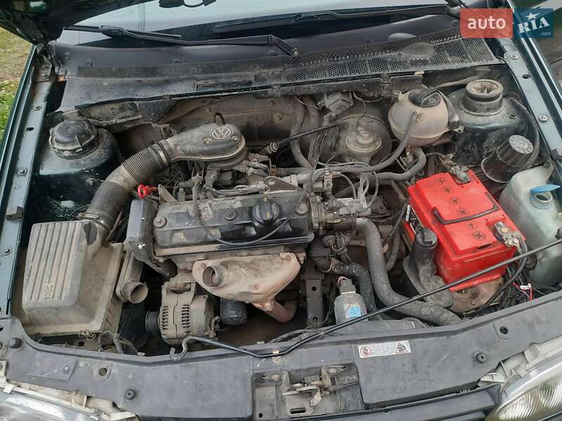 Фото Volkswagen Golf з оголошення AUTO.RIA