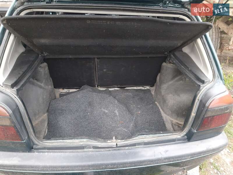 Фото Volkswagen Golf з оголошення AUTO.RIA
