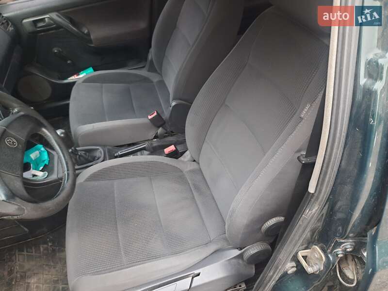 Фото Volkswagen Golf з оголошення AUTO.RIA
