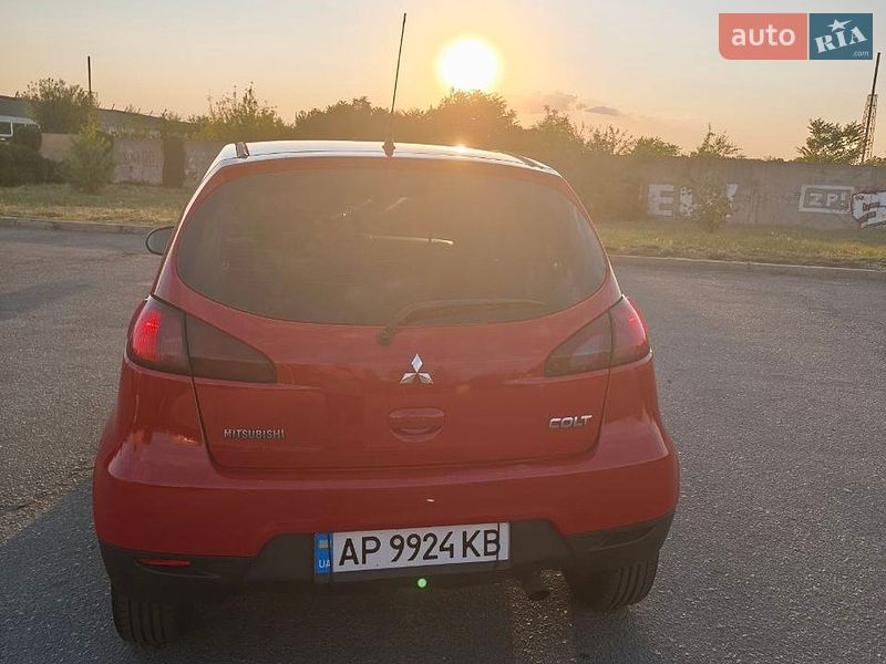 Фото Mitsubishi Colt з оголошення AUTO.RIA