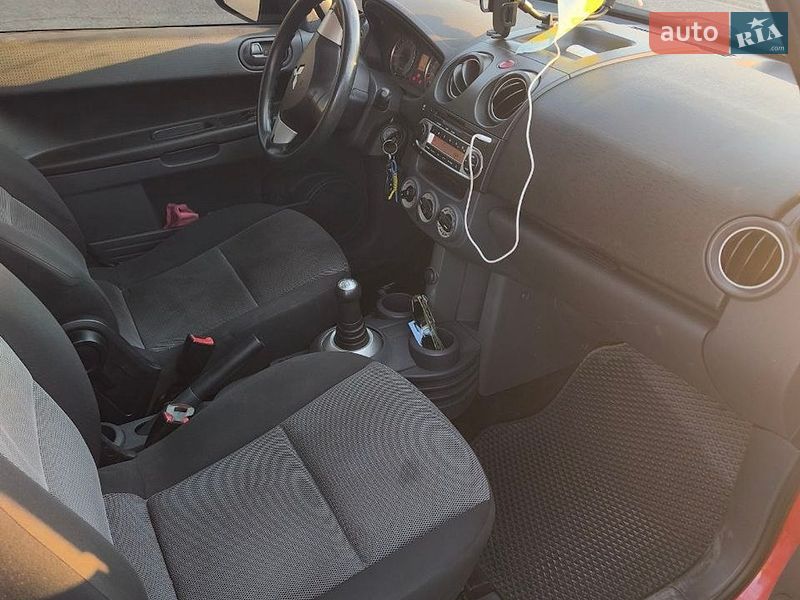 Фото Mitsubishi Colt з оголошення AUTO.RIA