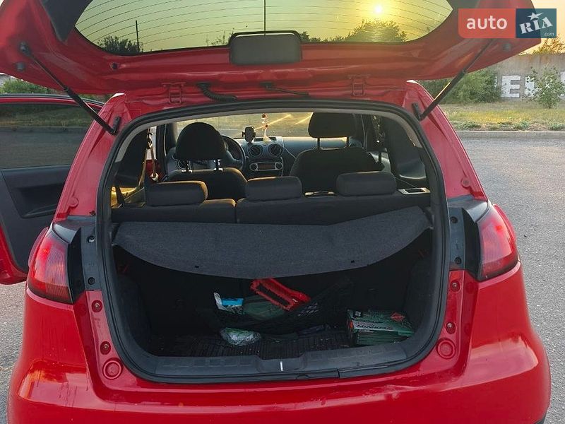 Фото Mitsubishi Colt з оголошення AUTO.RIA