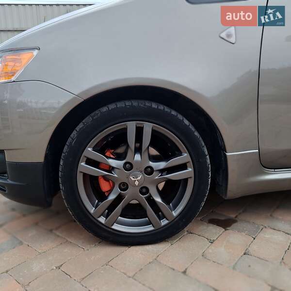 Фото Mitsubishi Colt з оголошення AUTO.RIA