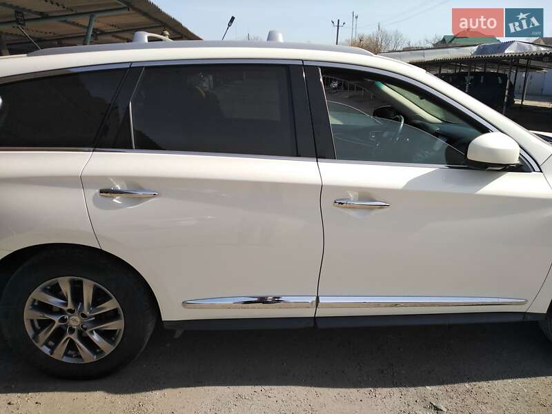 Фото Infiniti QX60 з оголошення AUTO.RIA