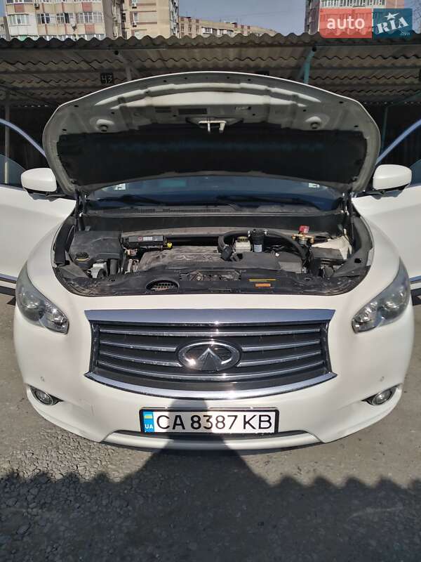 Фото Infiniti QX60 з оголошення AUTO.RIA