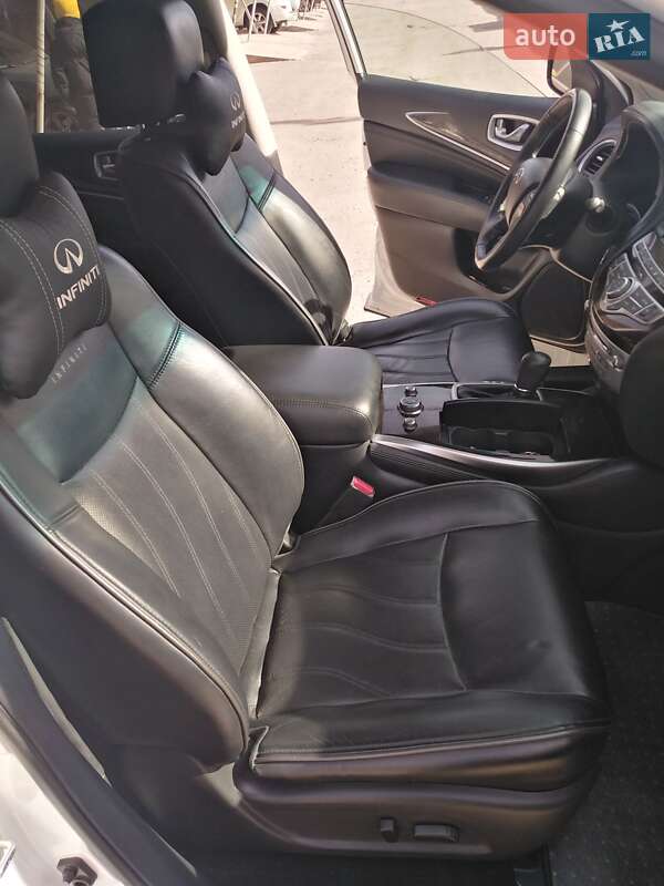 Фото Infiniti QX60 з оголошення AUTO.RIA