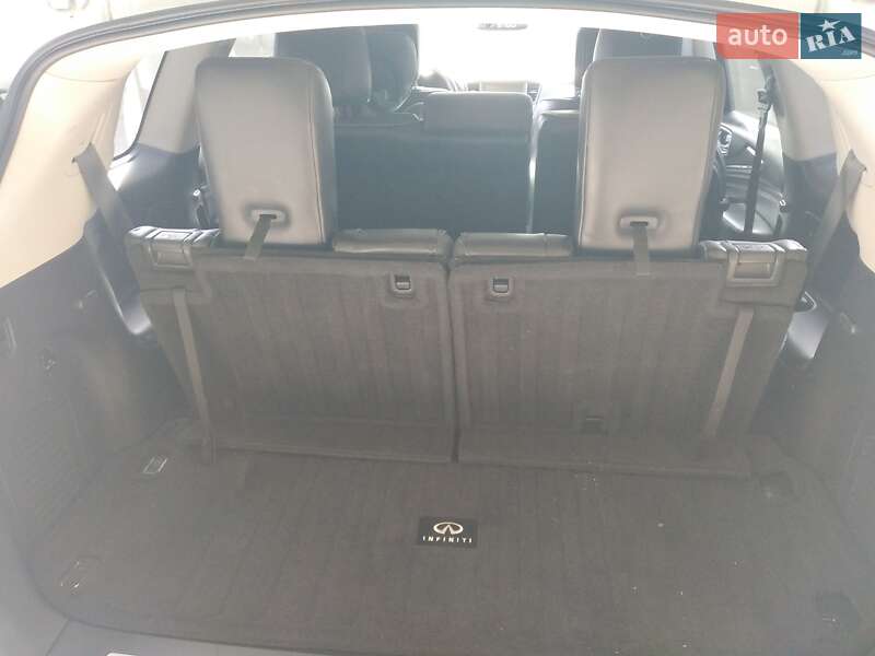 Фото Infiniti QX60 з оголошення AUTO.RIA