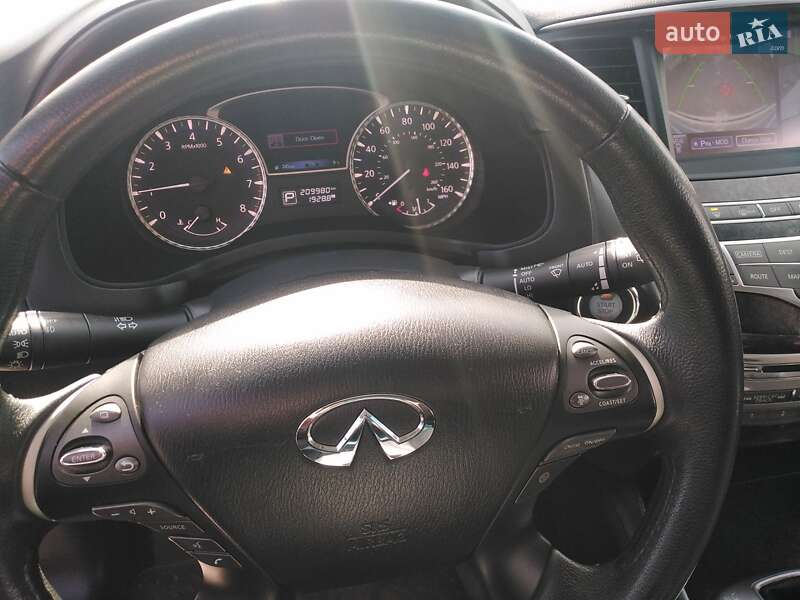 Фото Infiniti QX60 з оголошення AUTO.RIA