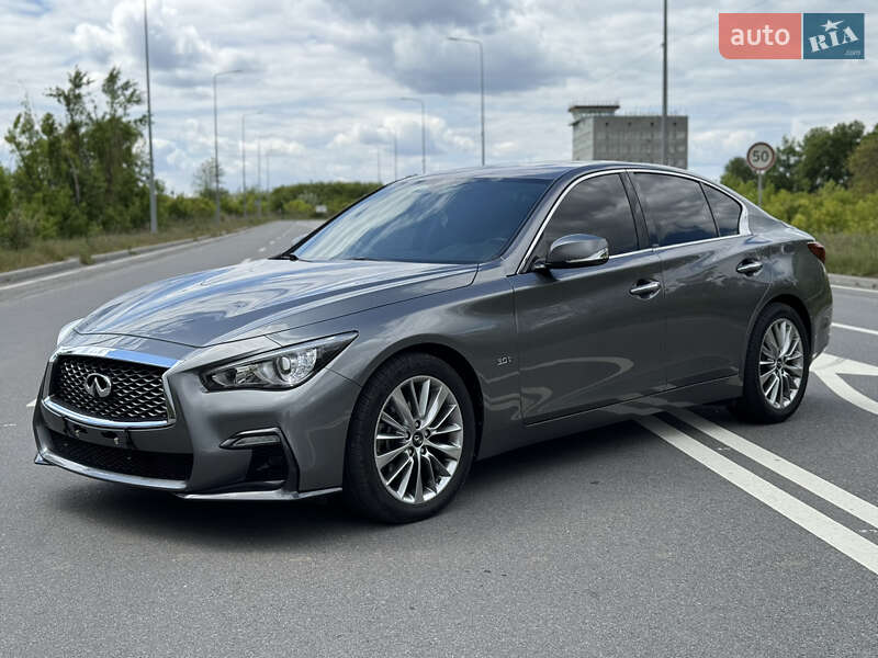 Фото Infiniti Q50 з оголошення AUTO.RIA