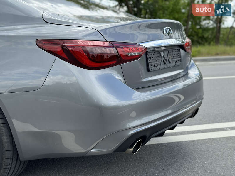 Фото Infiniti Q50 з оголошення AUTO.RIA