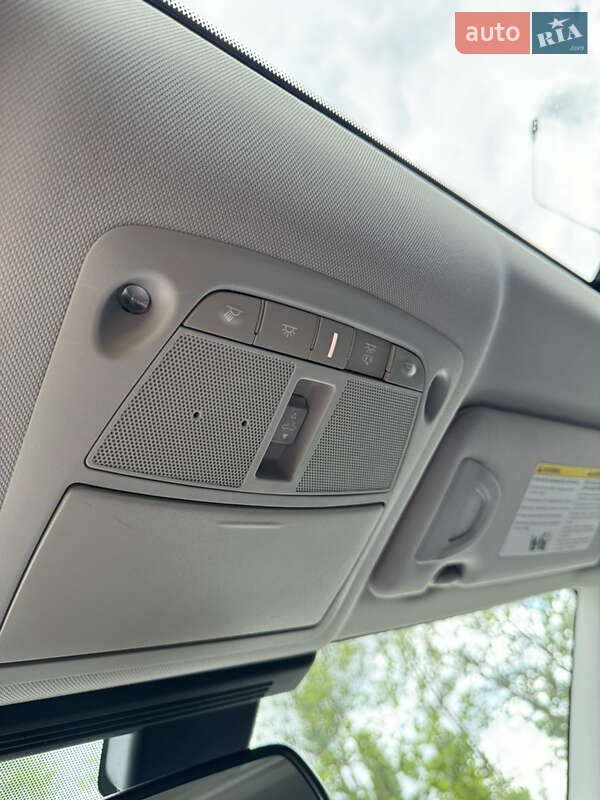 Фото Infiniti Q50 з оголошення AUTO.RIA