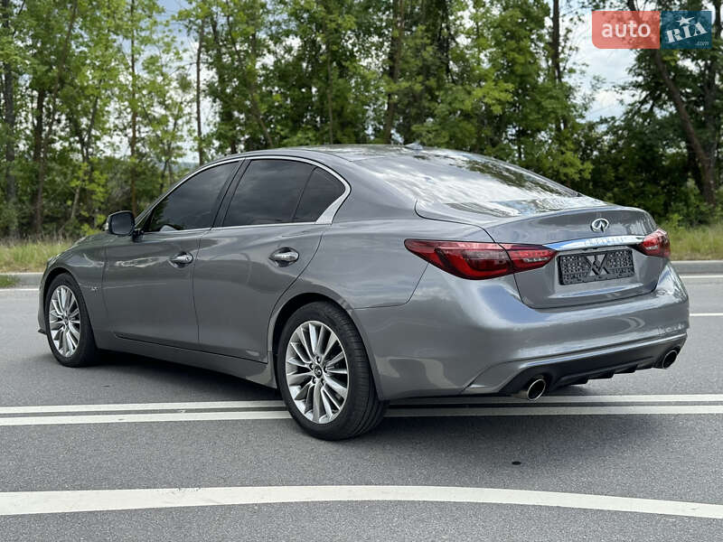 Фото Infiniti Q50 з оголошення AUTO.RIA