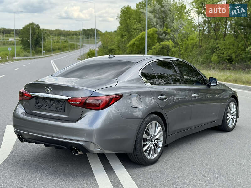 Фото Infiniti Q50 з оголошення AUTO.RIA