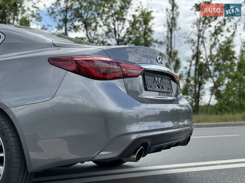 Фото Infiniti Q50 з оголошення AUTO.RIA