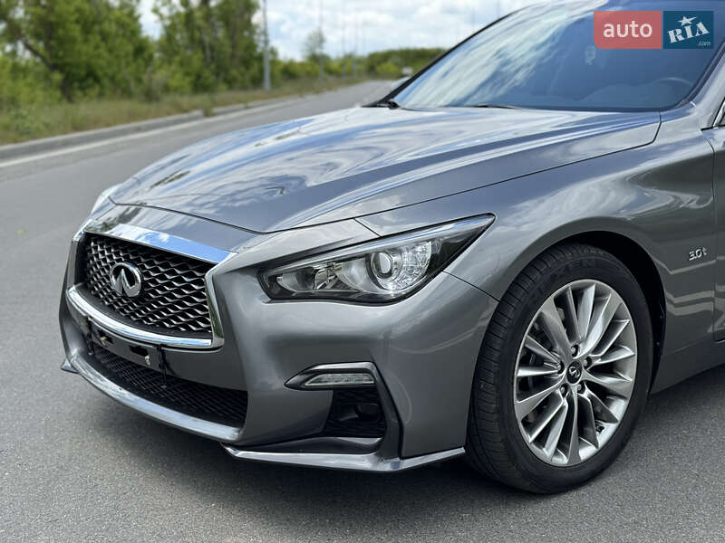Фото Infiniti Q50 з оголошення AUTO.RIA