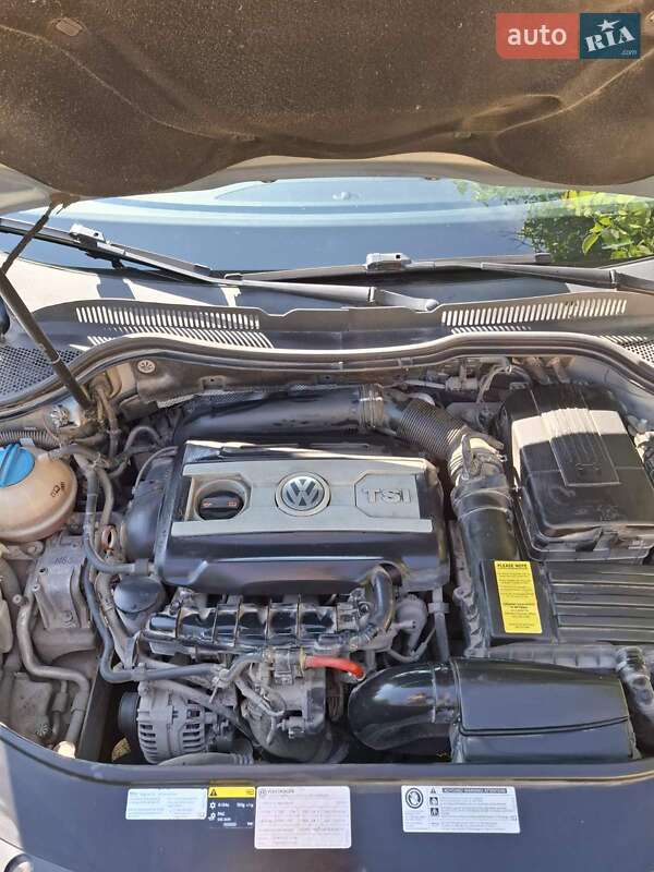Фото Volkswagen CC / Passat CC з оголошення AUTO.RIA