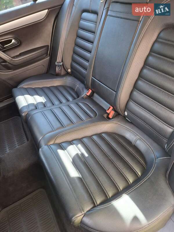Фото Volkswagen CC / Passat CC з оголошення AUTO.RIA