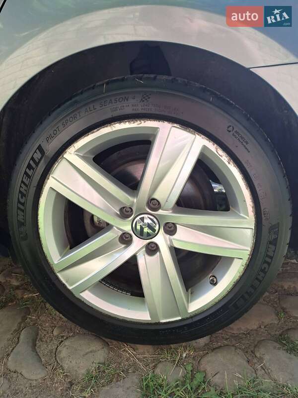 Фото Volkswagen CC / Passat CC з оголошення AUTO.RIA