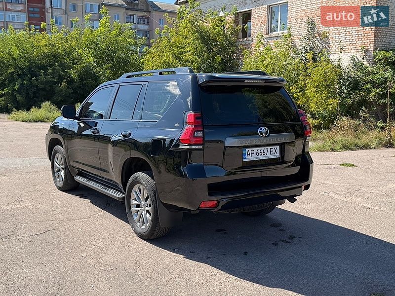 Фото Toyota Land Cruiser Prado з оголошення AUTO.RIA