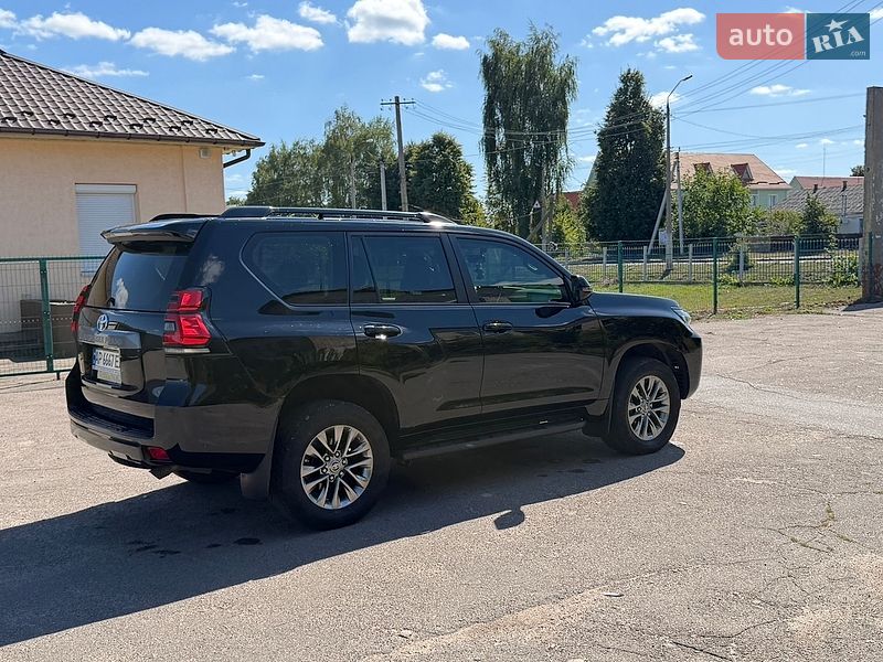 Фото Toyota Land Cruiser Prado з оголошення AUTO.RIA
