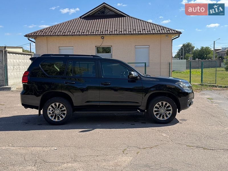 Фото Toyota Land Cruiser Prado з оголошення AUTO.RIA