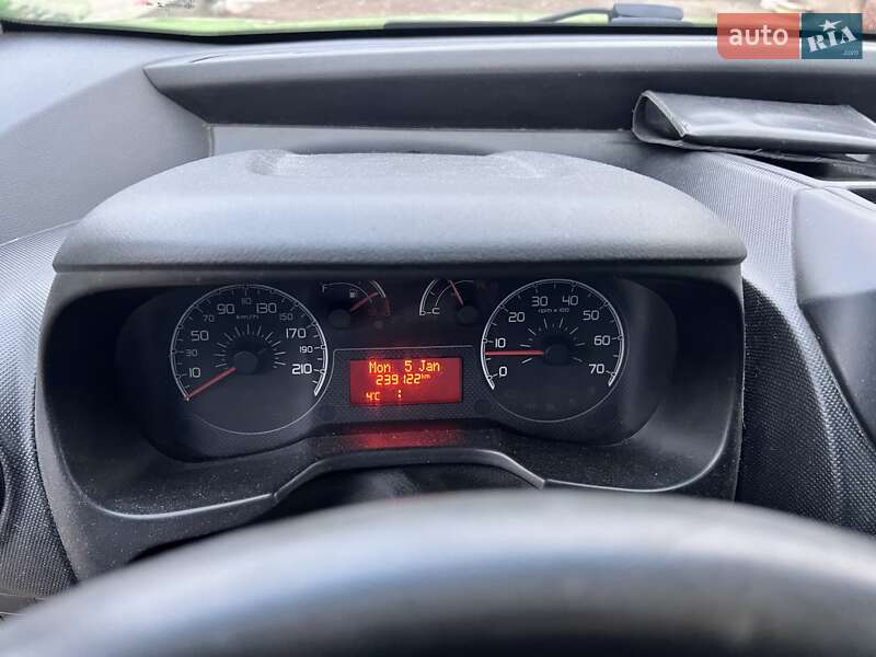 Фото Fiat Qubo з оголошення AUTO.RIA