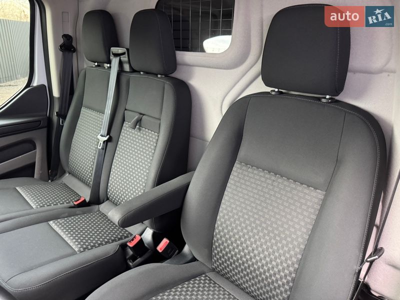 Фото Ford Transit Custom з оголошення AUTO.RIA