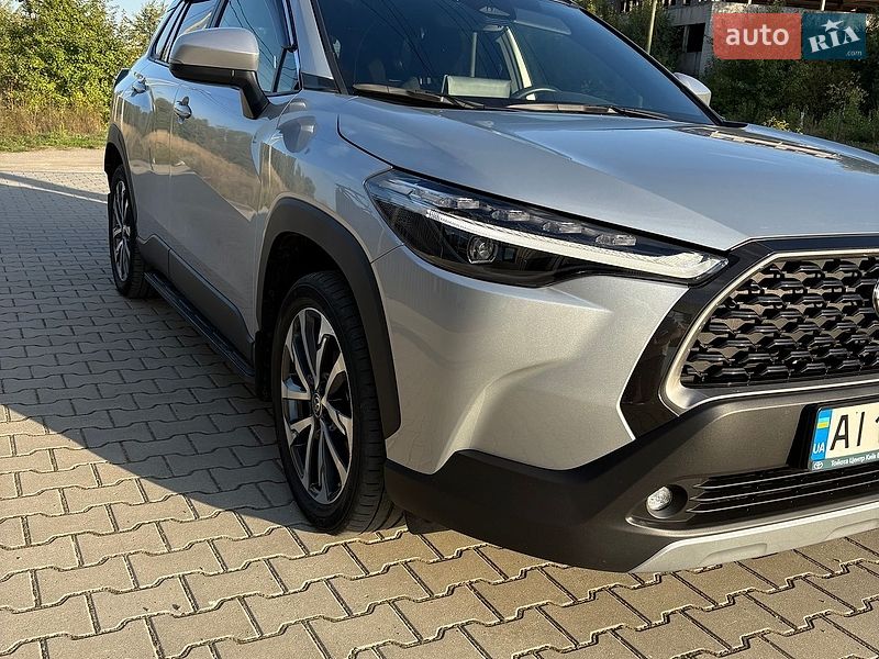 Фото Toyota Corolla Cross з оголошення AUTO.RIA