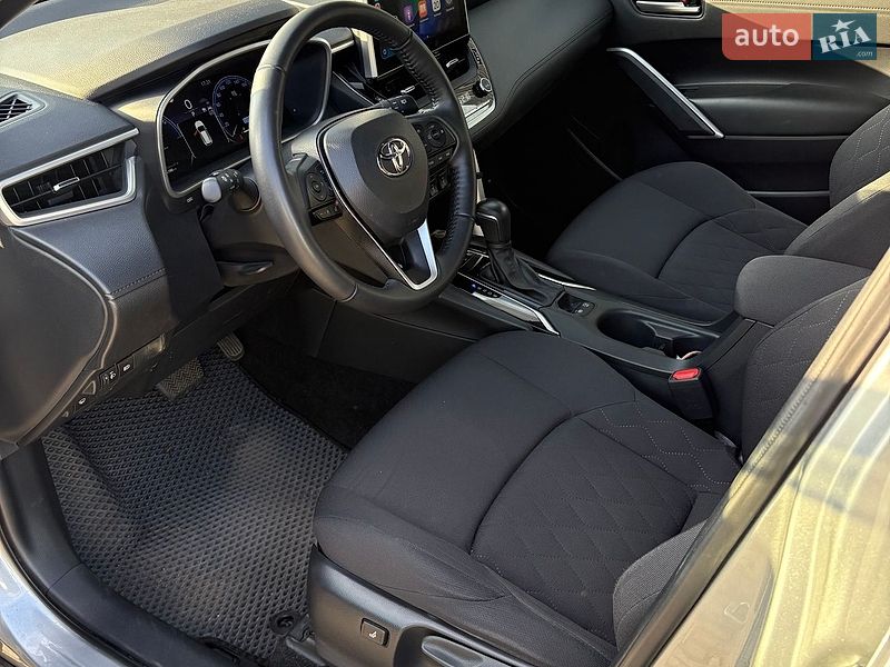 Фото Toyota Corolla Cross з оголошення AUTO.RIA