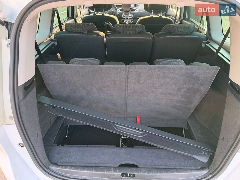 Фото Renault Grand Scenic з оголошення AUTO.RIA