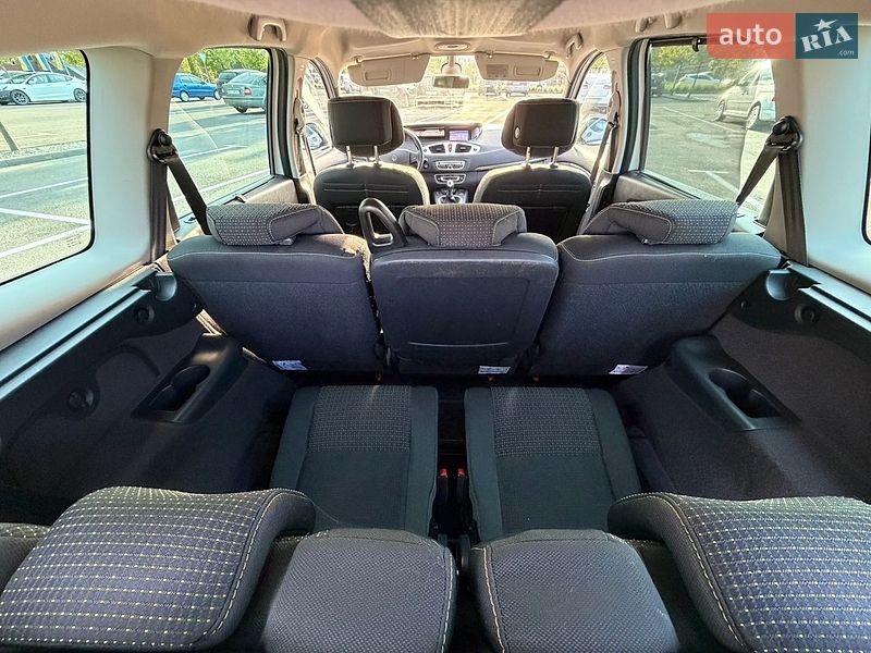 Фото Renault Grand Scenic з оголошення AUTO.RIA