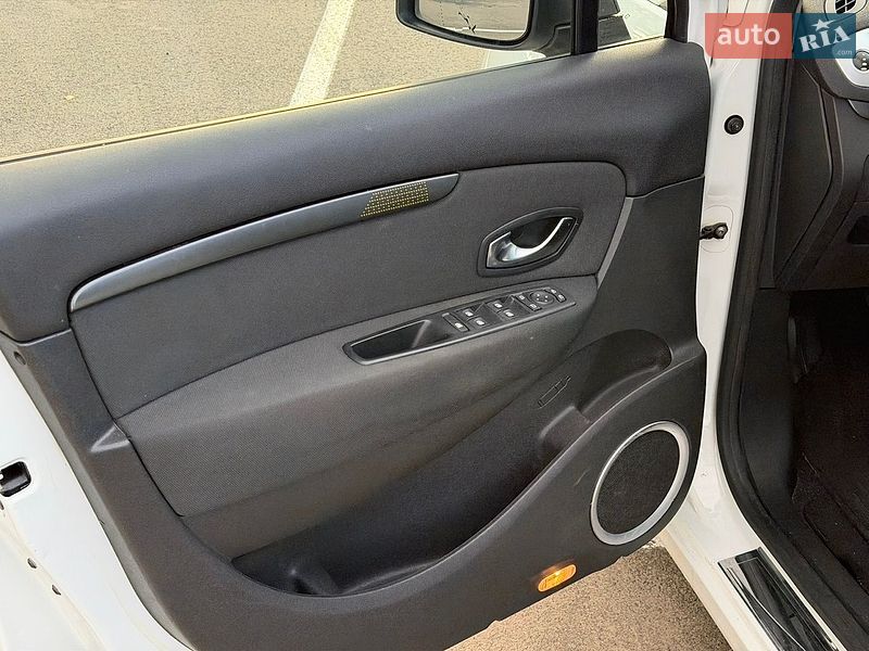 Фото Renault Grand Scenic з оголошення AUTO.RIA