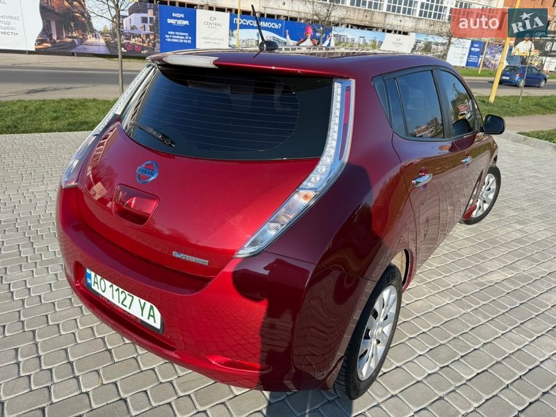 Фото Nissan Leaf з оголошення AUTO.RIA