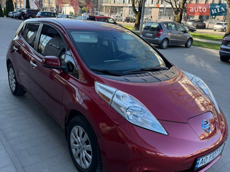 Фото Nissan Leaf з оголошення AUTO.RIA