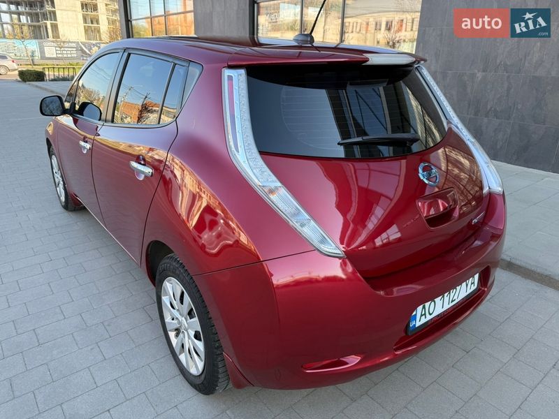 Фото Nissan Leaf з оголошення AUTO.RIA