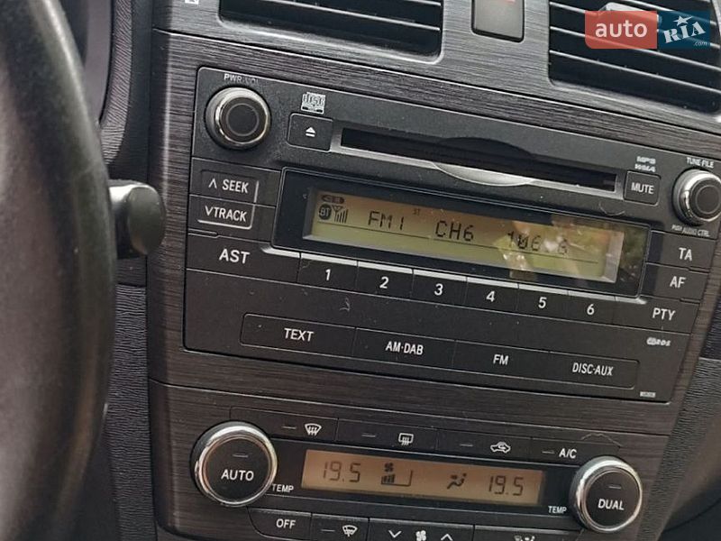 Фото Toyota Avensis з оголошення AUTO.RIA