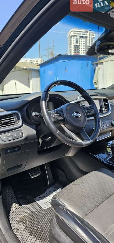 Фото Kia Sorento з оголошення AUTO.RIA