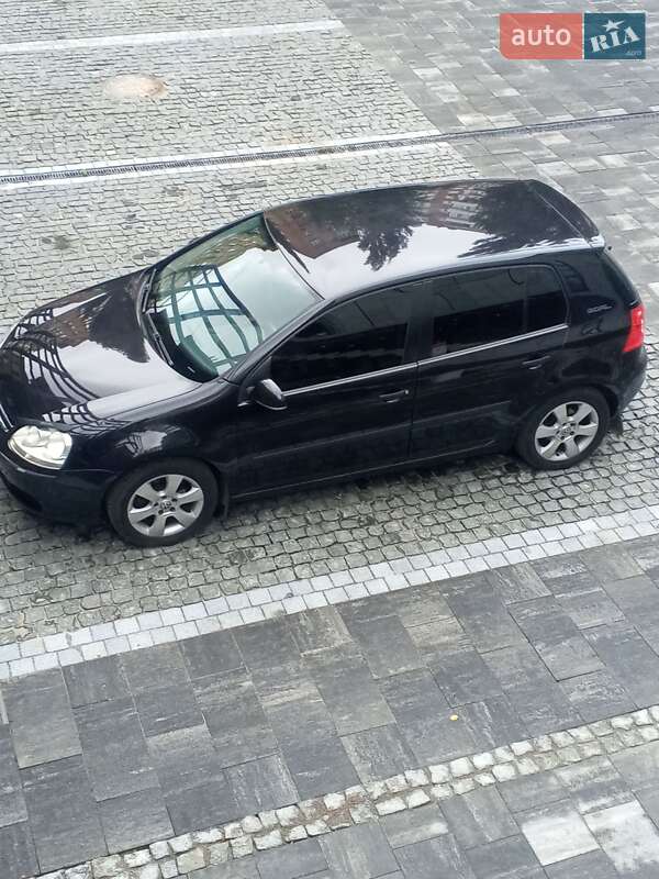 Фото Volkswagen Golf з оголошення AUTO.RIA
