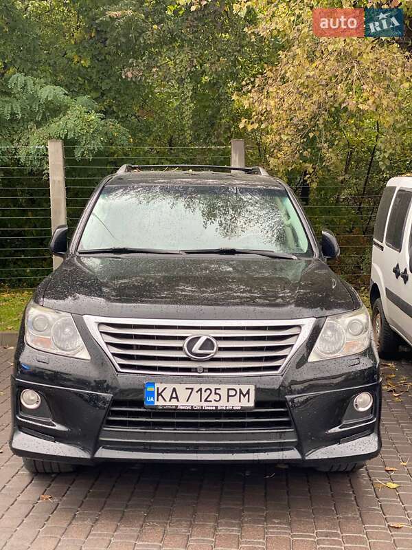Фото Lexus LX з оголошення AUTO.RIA