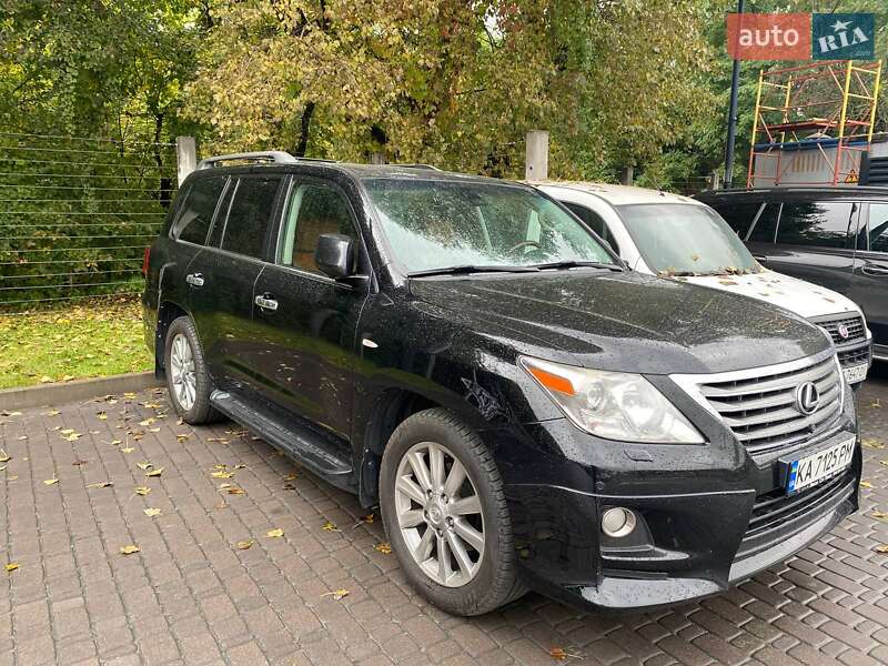 Фото Lexus LX з оголошення AUTO.RIA