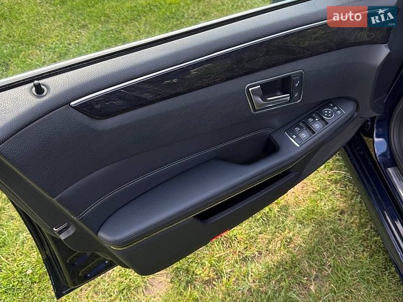 Фото Mercedes-Benz E-Class з оголошення AUTO.RIA