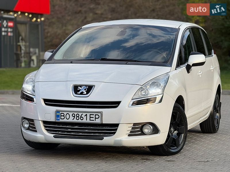 Фото Peugeot 5008 з оголошення AUTO.RIA
