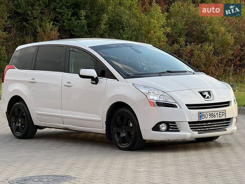 Фото Peugeot 5008 з оголошення AUTO.RIA