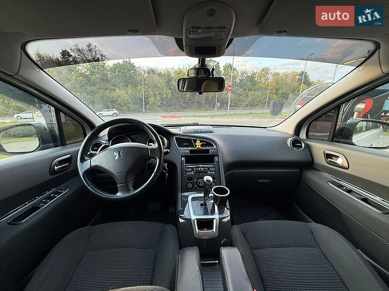 Фото Peugeot 5008 з оголошення AUTO.RIA