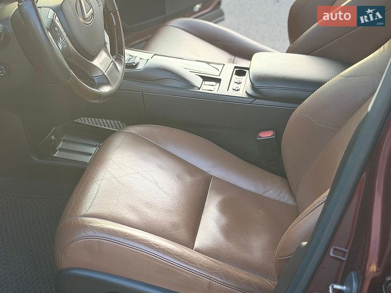 Фото Lexus RX з оголошення AUTO.RIA