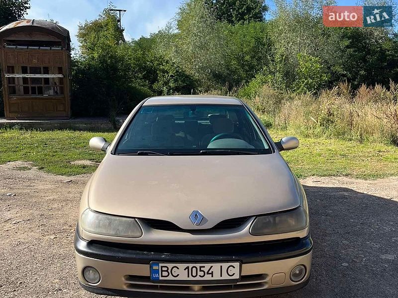 Фото Renault Laguna з оголошення AUTO.RIA