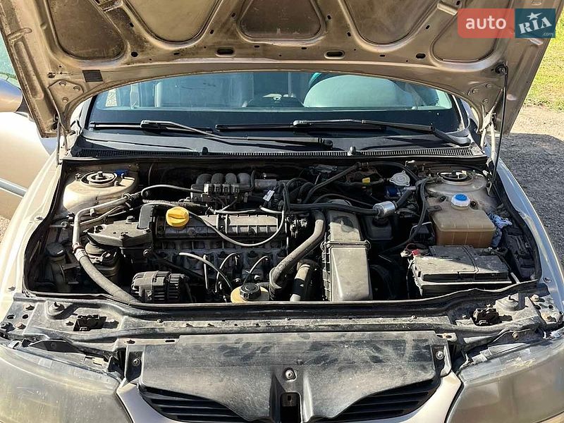 Фото Renault Laguna з оголошення AUTO.RIA