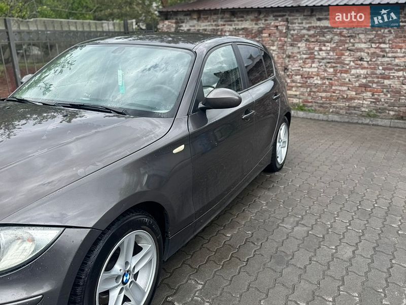 Фото BMW 1 Series з оголошення AUTO.RIA