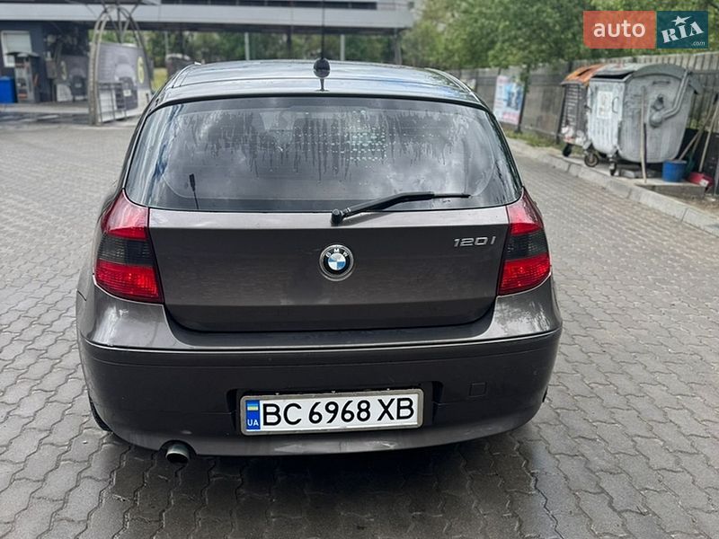 Фото BMW 1 Series з оголошення AUTO.RIA