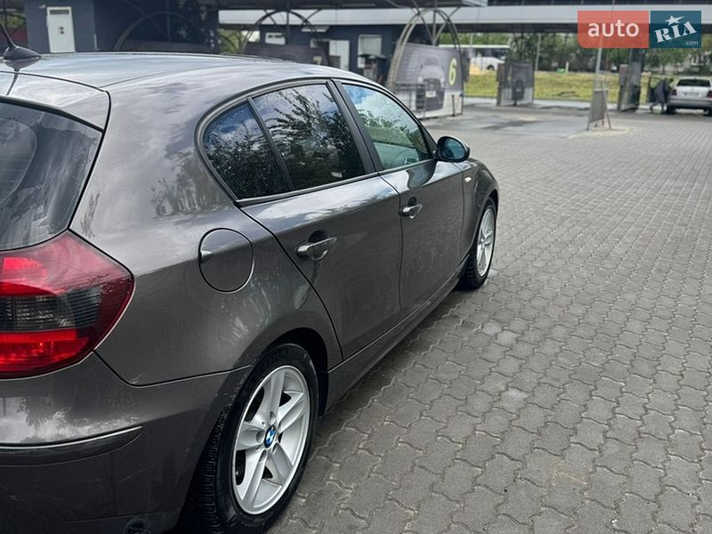 Фото BMW 1 Series з оголошення AUTO.RIA